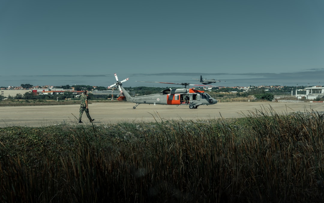 Helikopters boven Houten: waarom je ze soms ziet vliegen