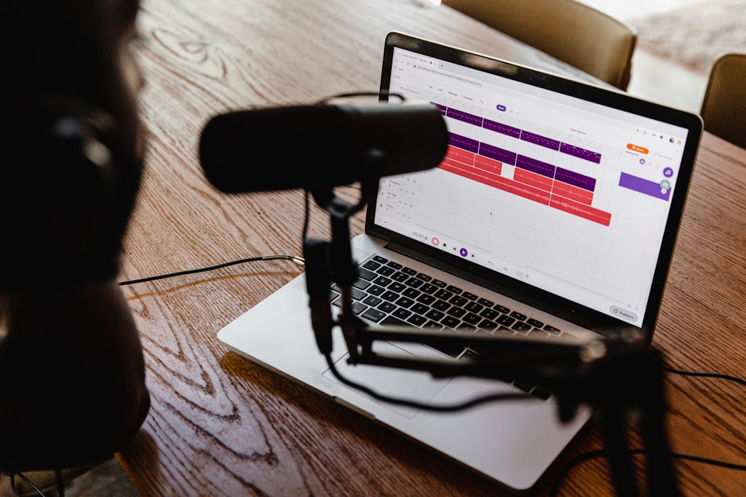 Leren luisteren: hoe podcast onderwijs de klas verandert